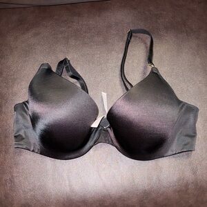 Victoria's Secret Black Smooth T-Shirt Bra